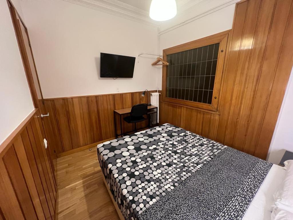Nuevo Balmes Habitaciones 巴塞罗那 外观 照片