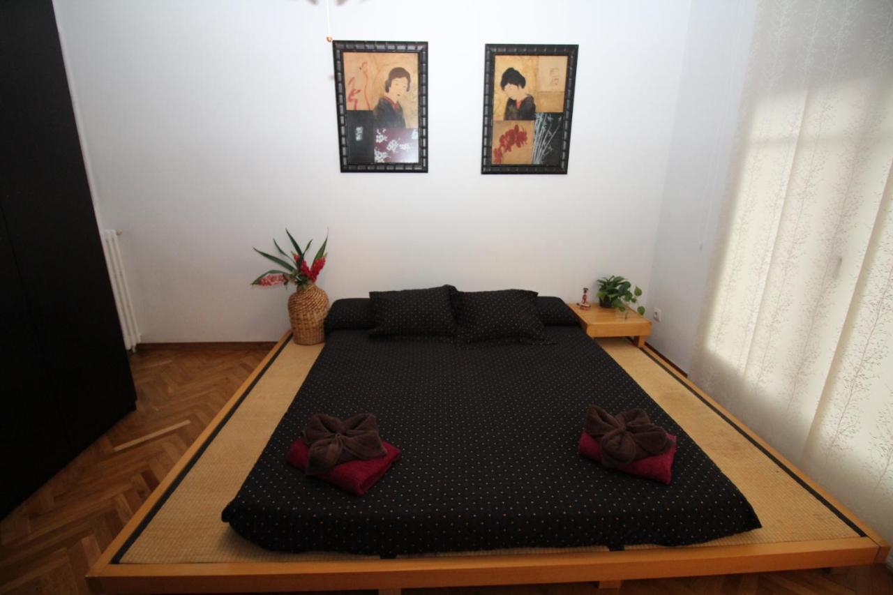 Nuevo Balmes Habitaciones 巴塞罗那 外观 照片